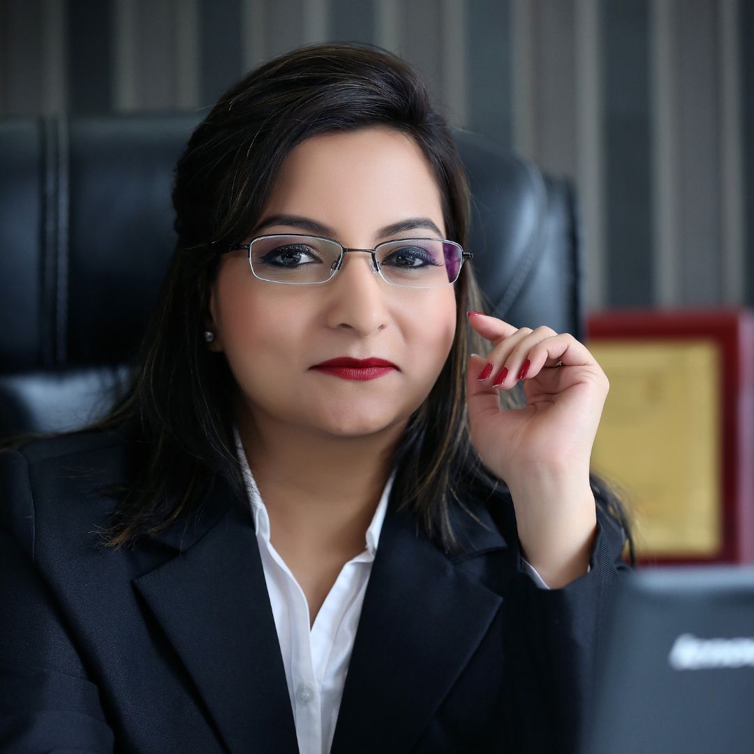Adv.Komal Salunkhe promotes women empowerment, education, legal awareness, & social development through the Savali Foundation