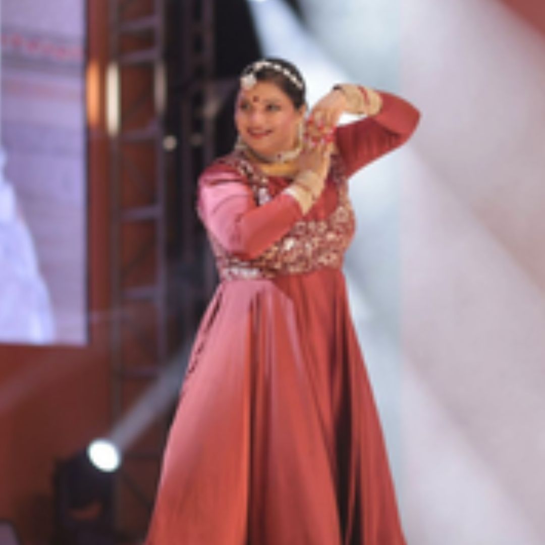Abhilashaa Tiwarii promoting Indian classical dance, music, & cultural heritage through Vividha Academy & Baithak